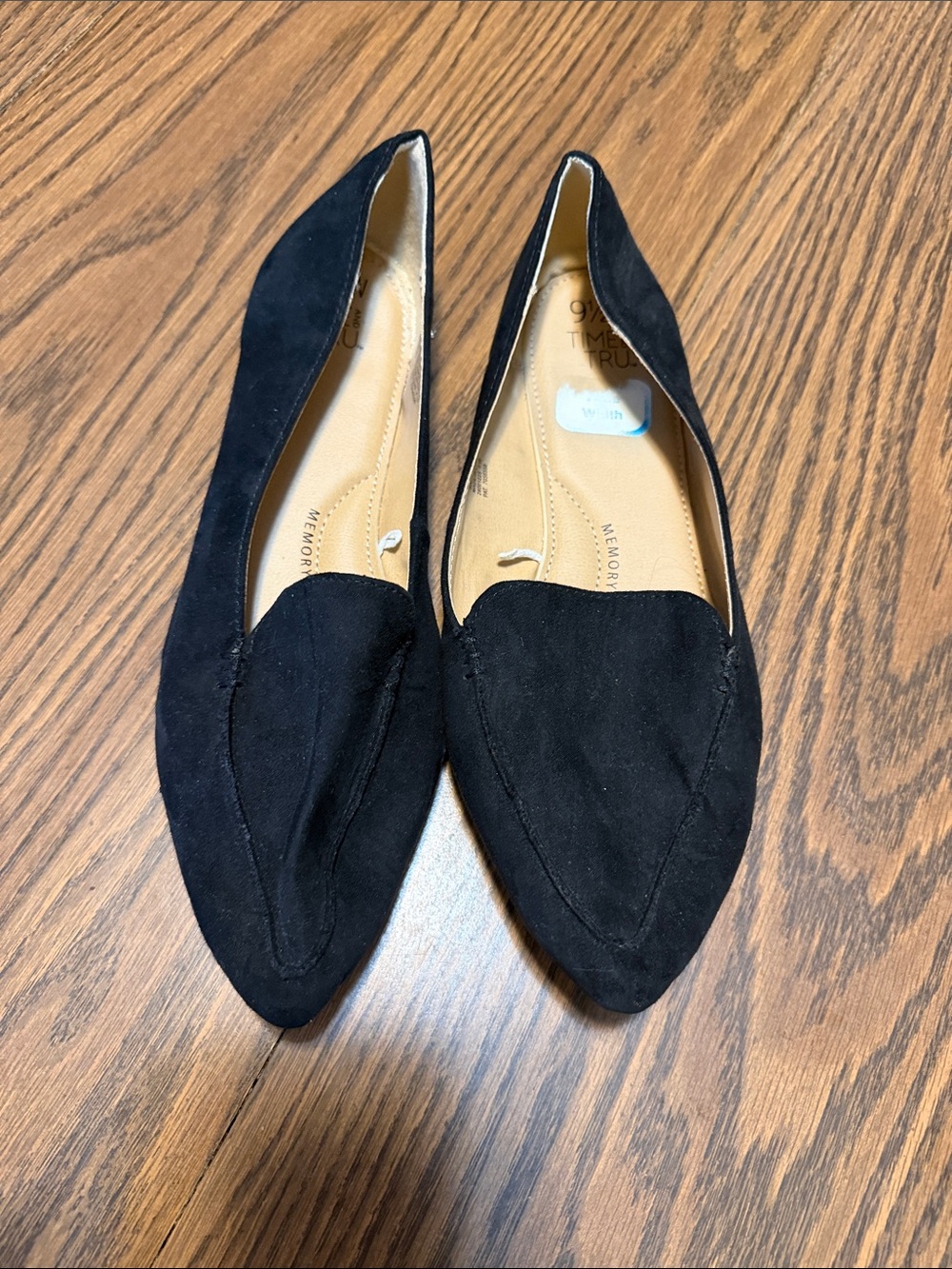 Time and Tru Black Pointed-Toe Suede Flats
